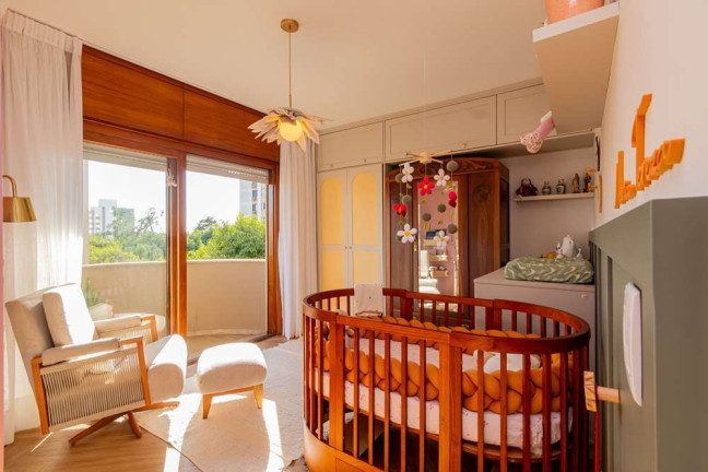 Imagem Apartamento com 3 Quartos à Venda, 120 m² em Menino Deus - Porto Alegre Imagem Apartamento com 3 Quartos à Venda, 120 m² em Menino Deus - Porto Alegre