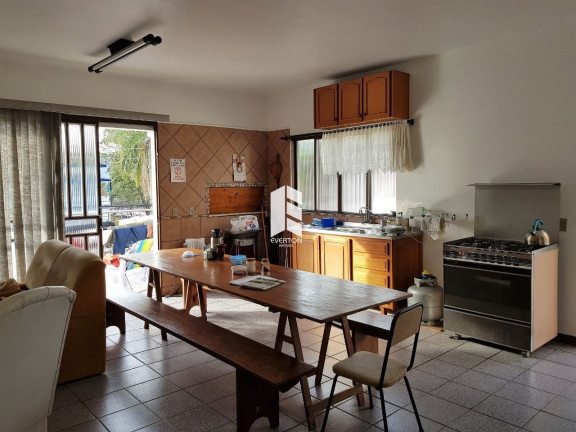 Imagem Apartamento com 3 Quartos à Venda, 130 m² em Passo D'areia - Santa Maria