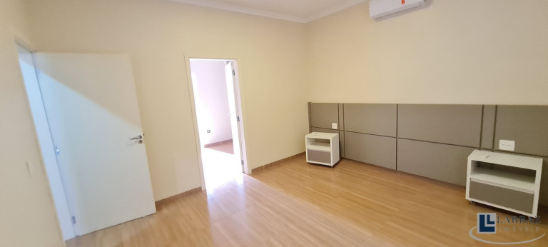 Imagem Casa com 3 Quartos à Venda, 318 m² em Vila Do Golf - Ribeirao Preto Imagem Casa com 3 Quartos à Venda, 318 m² em Vila Do Golf - Ribeirao Preto