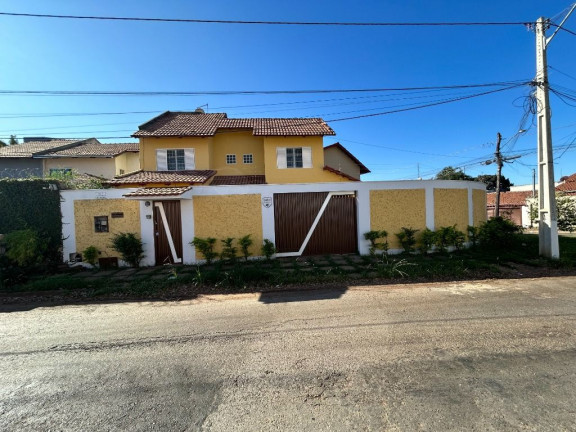 Sobrado com 3 Quartos à Venda, 146 m² em Jardim Santo Antonio - Goiânia