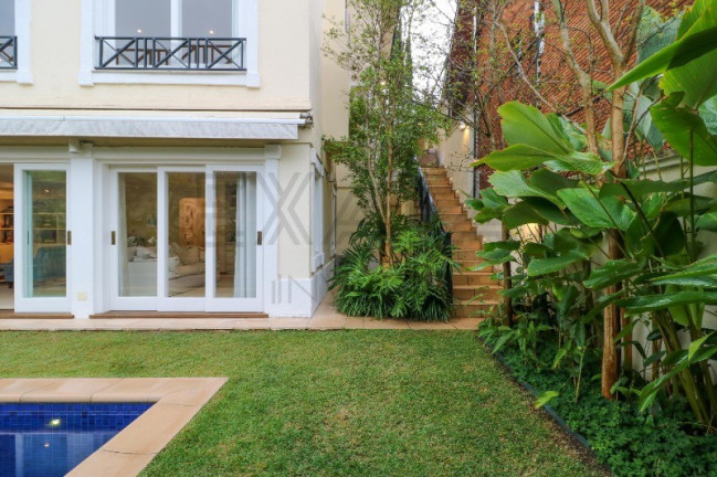 Imagem Imóvel com 3 Quartos à Venda, 550 m² em Jardim Guedala - São Paulo Imagem Imóvel com 3 Quartos à Venda, 550 m² em Jardim Guedala - São Paulo