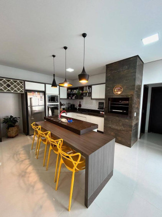 Imagem Casa com 3 Quartos à Venda, 196 m² em Jd Tarumã - Tangará Da Serra Imagem Casa com 3 Quartos à Venda, 196 m² em Jd Tarumã - Tangará Da Serra