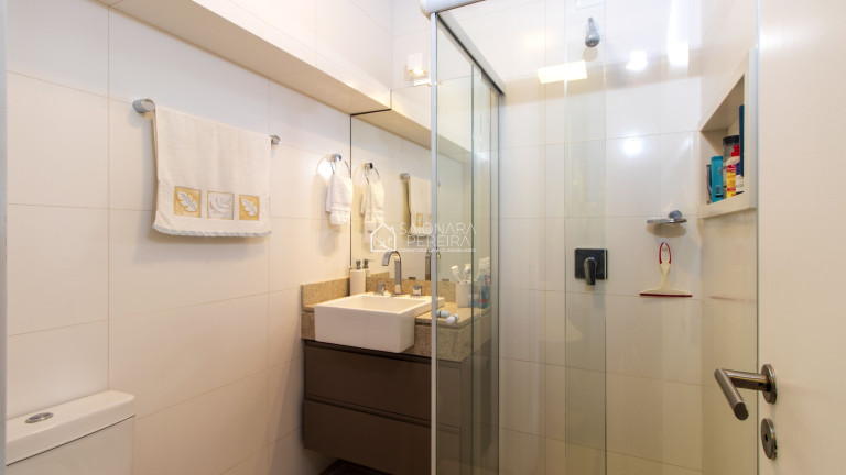 Imagem Apartamento com 3 Quartos à Venda, 102 m² em Centro - Florianópolis Imagem Apartamento com 3 Quartos à Venda, 102 m² em Centro - Florianópolis