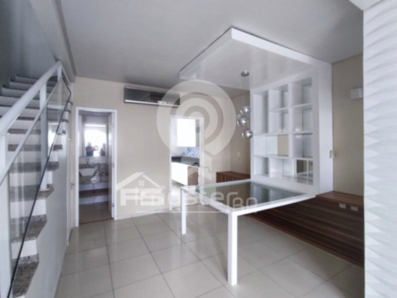 Imagem Casa com 3 Quartos à Venda, 90 m² em Lagoa Redonda - Fortaleza