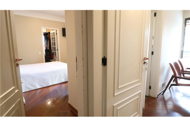 Imagem Apartamento com 4 Quartos à Venda, 227 m² em Moema - São Paulo Imagem Apartamento com 4 Quartos à Venda, 227 m² em Moema - São Paulo