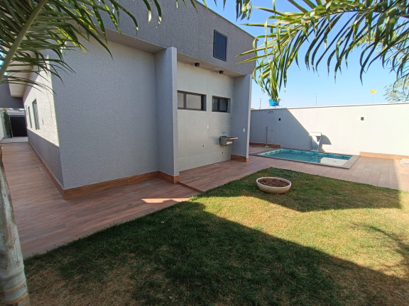 Imagem Casa com 3 Quartos à Venda, 150 m² em Bairro Cardoso - Aparecida De Goiania Imagem Casa com 3 Quartos à Venda, 150 m² em Bairro Cardoso - Aparecida De Goiania