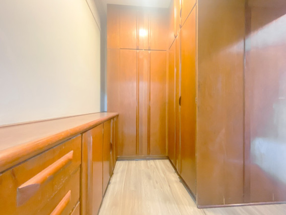 Imagem Casa com 3 Quartos à Venda, 320 m² em Coqueiros - Florianópolis Imagem Casa com 3 Quartos à Venda, 320 m² em Coqueiros - Florianópolis