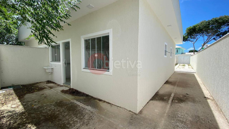 Imagem Casa com 2 Quartos à Venda, 70 m² em Vila Do Peró - Cabo Frio Imagem Casa com 2 Quartos à Venda, 70 m² em Vila Do Peró - Cabo Frio