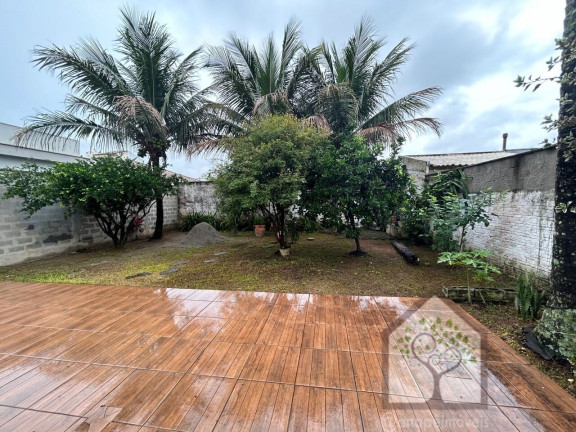 Imagem Casa com 3 Quartos à Venda, 206 m² em Carianos - Florianópolis Imagem Casa com 3 Quartos à Venda, 206 m² em Carianos - Florianópolis