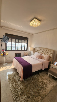 Imagem Imóvel com 3 Quartos à Venda, 206 m² em Menino Deus - Porto Alegre Imagem Imóvel com 3 Quartos à Venda, 206 m² em Menino Deus - Porto Alegre