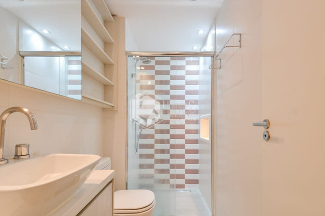 Imagem Apartamento com 3 Quartos à Venda, 142 m² em Pinheiros - São Paulo Imagem Apartamento com 3 Quartos à Venda, 142 m² em Pinheiros - São Paulo