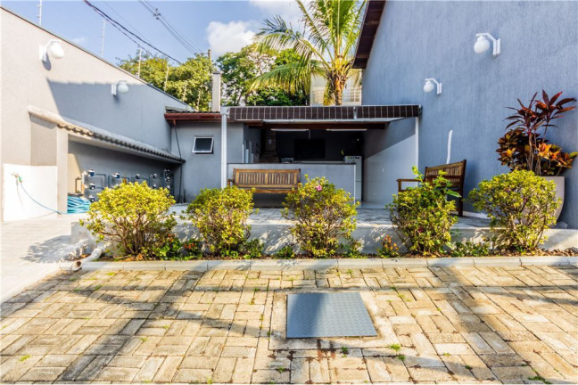Casa com 3 Quartos à Venda,  em Cangaíba - São Paulo