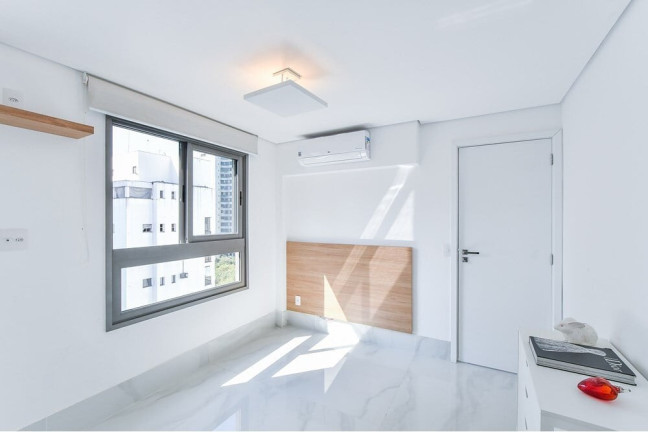 Imagem Imóvel com 2 Quartos à Venda, 144 m² em Vila Nova Conceição - São Paulo Imagem Imóvel com 2 Quartos à Venda, 144 m² em Vila Nova Conceição - São Paulo