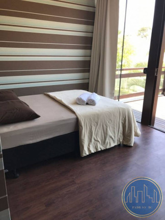 Imagem Casa com 4 Quartos para Temporada, 380 m² em Estaleiro - Balneário Camboriú Imagem Casa com 4 Quartos para Temporada, 380 m² em Estaleiro - Balneário Camboriú