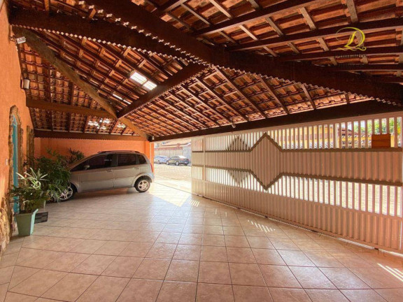 Imagem Casa com 4 Quartos à Venda, 145 m² em Vila Guilhermina - Praia Grande