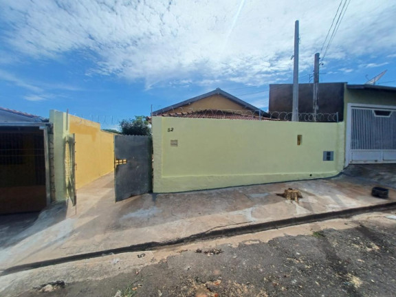 Casa com 3 Quartos à Venda,  em Jardim Leoni - Lins