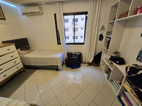 Imagem Apartamento com 3 Quartos à Venda, 155 m² em Boqueirão - Santos