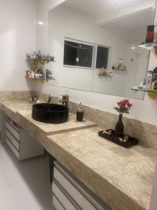 Imagem Casa com 4 Quartos à Venda, 200 m² em Miragem - Lauro De Freitas