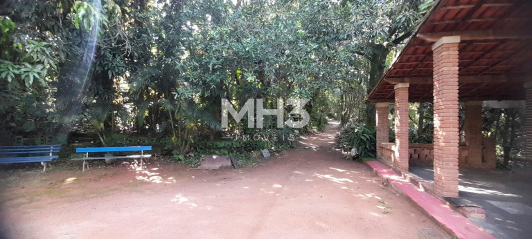 Imagem Imóvel com 4 Quartos à Venda, 300 m² em Santa úrsula - Jaguariúna Imagem Imóvel com 4 Quartos à Venda, 300 m² em Santa úrsula - Jaguariúna