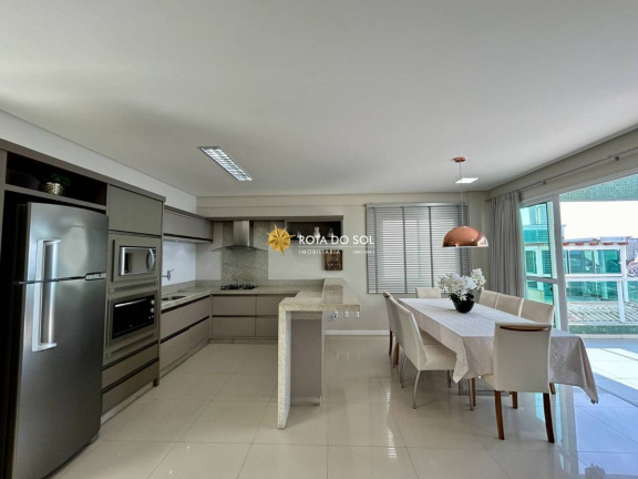 Imagem Cobertura com 4 Quartos à Venda, 227 m² em Canto Grande - Bombinhas