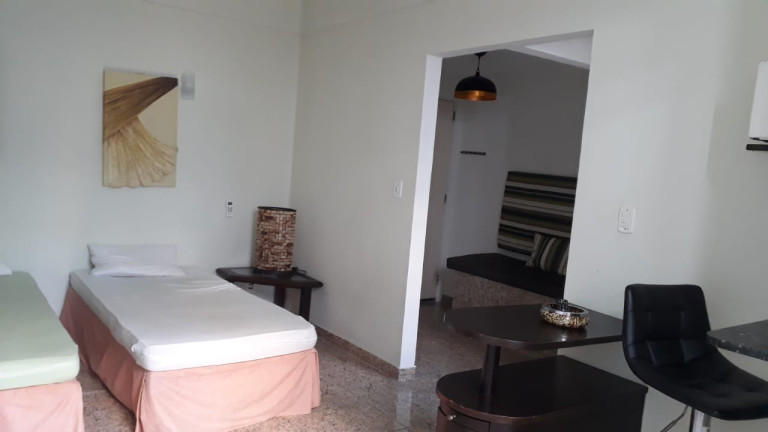 Imagem Apartamento com 1 Quarto à Venda,  em Copacabana - Rio De Janeiro