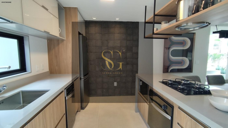 Imagem Casa de Condomínio com 4 Quartos à Venda, 150 m² em Tijuca - Teresópolis
