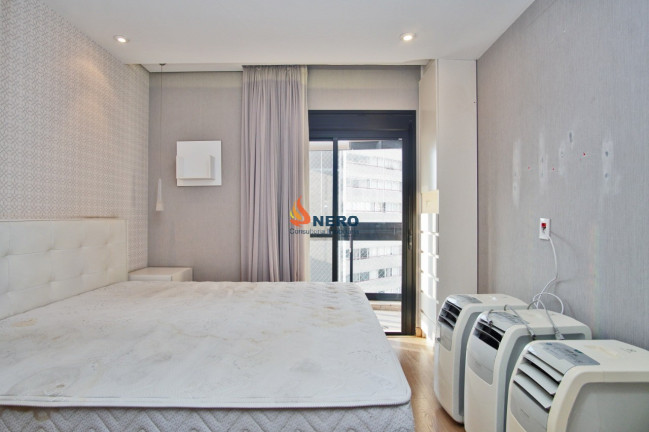 Imagem Imóvel com 3 Quartos à Venda, 184 m² em Vila Andrade - São Paulo
