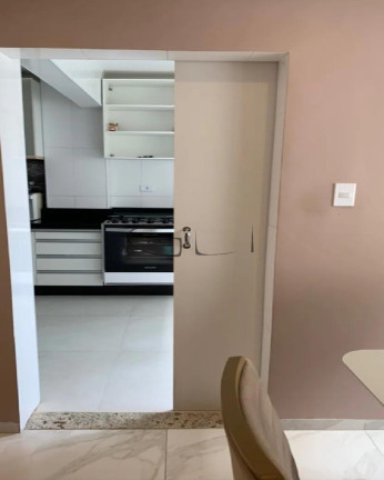 Imagem Imóvel com 3 Quartos à Venda, 158 m² em Bom Retiro - São Paulo Imagem Imóvel com 3 Quartos à Venda, 158 m² em Bom Retiro - São Paulo