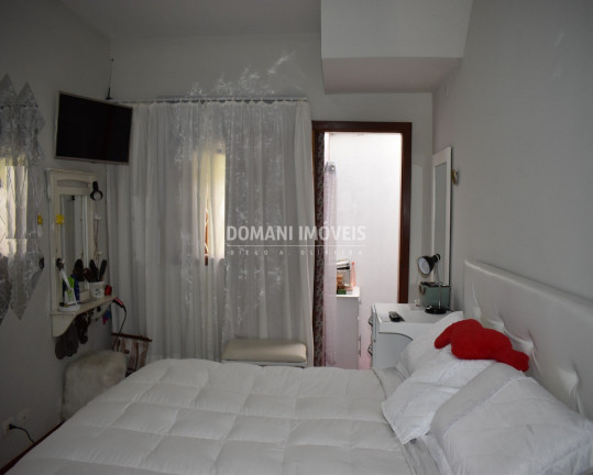 Imagem Casa com 4 Quartos à Venda, 260 m² em Região Do Jaguaribe - Campos Do Jordão