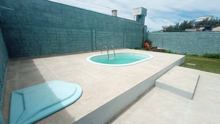 Imagem Casa com 3 Quartos à Venda, 300 m² em Nova Tramandaí - Tramandaí