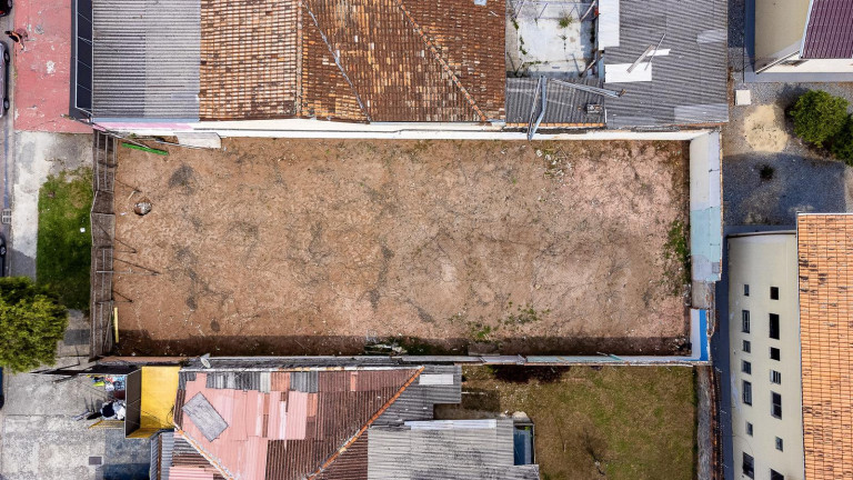 Imagem Terreno à Venda, 372 m² em Sítio Cercado - Curitiba