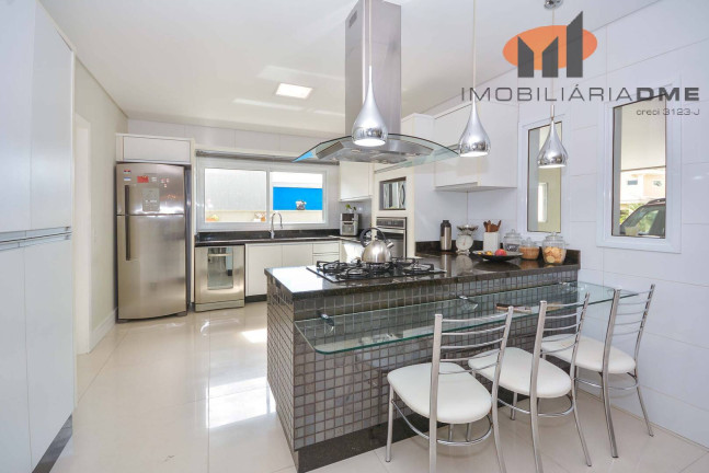 Imagem Casa de Condomínio com 4 Quartos à Venda, 370 m² em Pineville - Pinhais