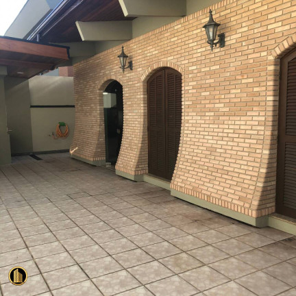 Imagem Casa com 3 Quartos para Alugar, em Centro - Taubaté Imagem Casa com 3 Quartos para Alugar, em Centro - Taubaté