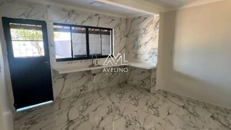 Imagem Sobrado com 3 Quartos à Venda, 225 m² em Monte Castelo - Campo Grande Imagem Sobrado com 3 Quartos à Venda, 225 m² em Monte Castelo - Campo Grande
