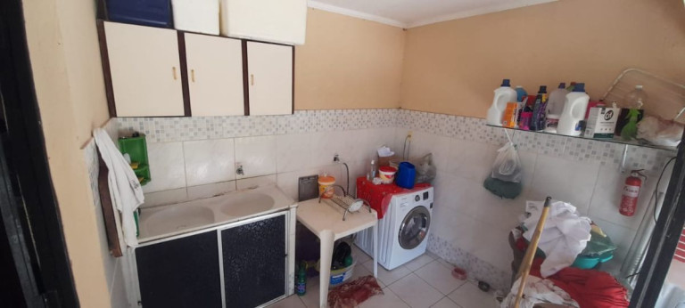 Imagem Casa com 3 Quartos à Venda, 280 m² em Pacheco - Caucaia
