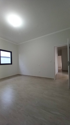 Imagem Casa com 3 Quartos à Venda, 300 m² em Residencial Ouroville - Taubaté Imagem Casa com 3 Quartos à Venda, 300 m² em Residencial Ouroville - Taubaté
