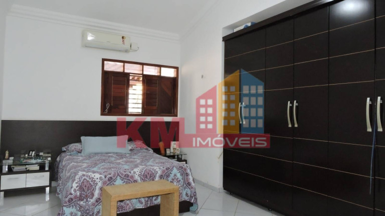 Imagem Casa com 3 Quartos à Venda, 936 m² em Presidente Costa E Silva - Mossoró Imagem Casa com 3 Quartos à Venda, 936 m² em Presidente Costa E Silva - Mossoró
