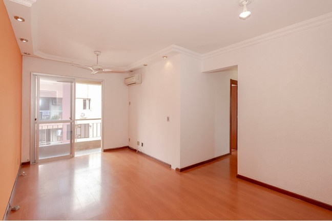 Imagem Apartamento com 3 Quartos à Venda, 68 m² em Jardim Carvalho - Porto Alegre