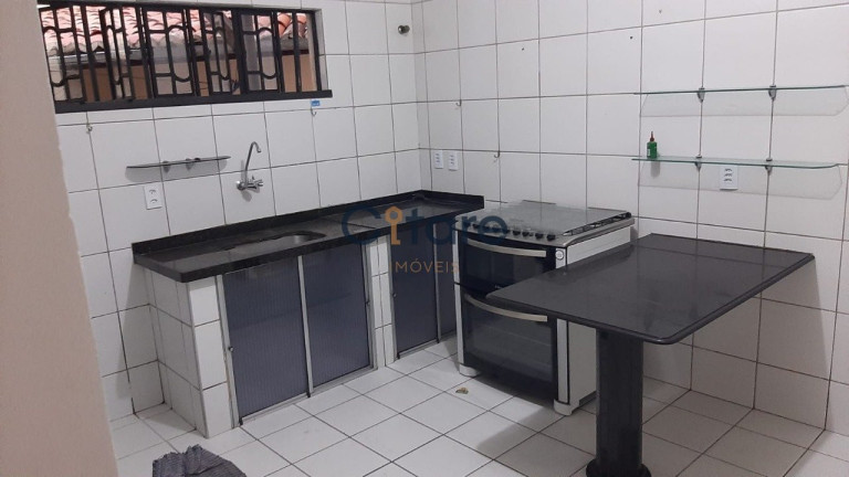 Imagem Casa com 3 Quartos à Venda, 225 m² em Cidade Dos Funcionários - Fortaleza Imagem Casa com 3 Quartos à Venda, 225 m² em Cidade Dos Funcionários - Fortaleza