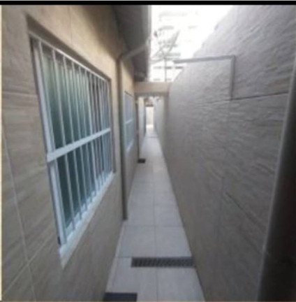 Imagem Casa com 2 Quartos à Venda, 100 m² em Vila Tupi - Praia Grande Imagem Casa com 2 Quartos à Venda, 100 m² em Vila Tupi - Praia Grande