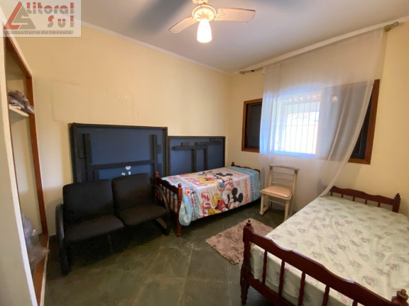 Imagem Casa com 4 Quartos à Venda, 180 m² em Mirim - Praia Grande Imagem Casa com 4 Quartos à Venda, 180 m² em Mirim - Praia Grande
