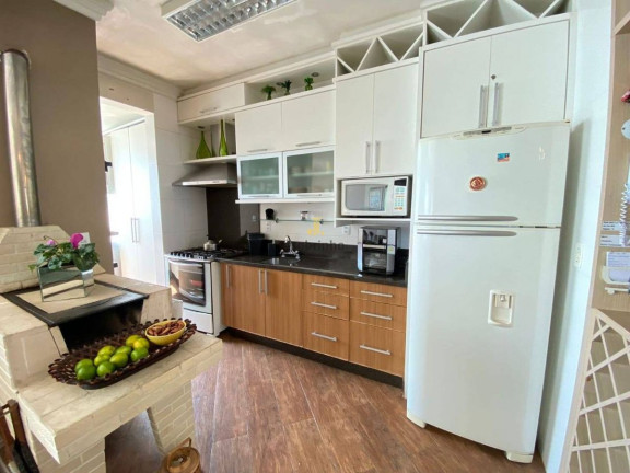 Imagem Apartamento com 3 Quartos para Temporada, 200 m² em Meia Praia - Itapema Imagem Apartamento com 3 Quartos para Temporada, 200 m² em Meia Praia - Itapema