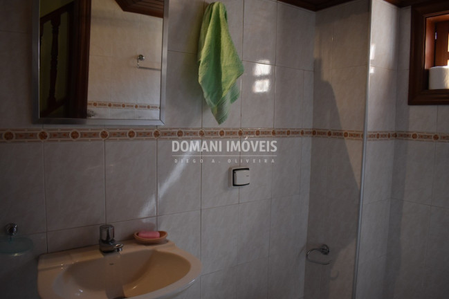 Imagem Casa com 4 Quartos à Venda, 173 m² em Região Do Jaguaribe - Campos Do Jordão