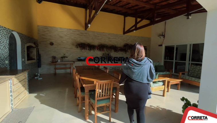 Imagem Chácara com 4 Quartos à Venda, 11.000 m² em Pavão (canguera) - São Roque Imagem Chácara com 4 Quartos à Venda, 11.000 m² em Pavão (canguera) - São Roque