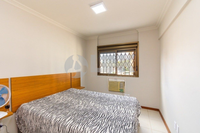 Imagem Apartamento com 2 Quartos à Venda, 74 m² em Santana - Porto Alegre