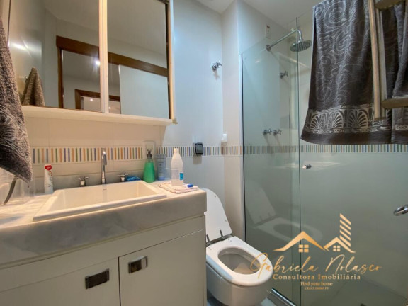 Imagem Apartamento com 3 Quartos à Venda, 144 m² em Icaraí - Niterói Imagem Apartamento com 3 Quartos à Venda, 144 m² em Icaraí - Niterói