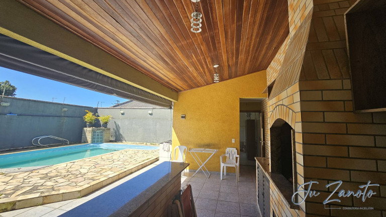 Imagem Casa com 4 Quartos à Venda, 218 m² em Cohapar - Matinhos Imagem Casa com 4 Quartos à Venda, 218 m² em Cohapar - Matinhos