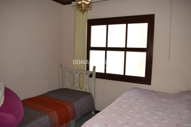 Imagem Imóvel com 4 Quartos à Venda, 168 m² em Região Do Jaguaribe - Campos Do Jordão Imagem Imóvel com 4 Quartos à Venda, 168 m² em Região Do Jaguaribe - Campos Do Jordão