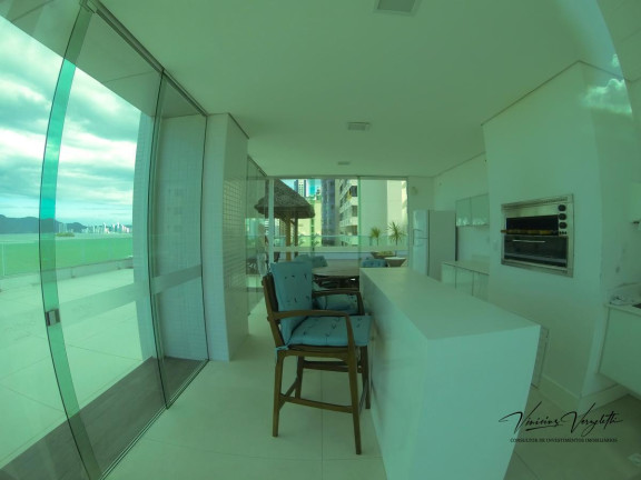 Imagem Apartamento com 3 Quartos à Venda, 214 m² em Centro - Balneário Camboriú