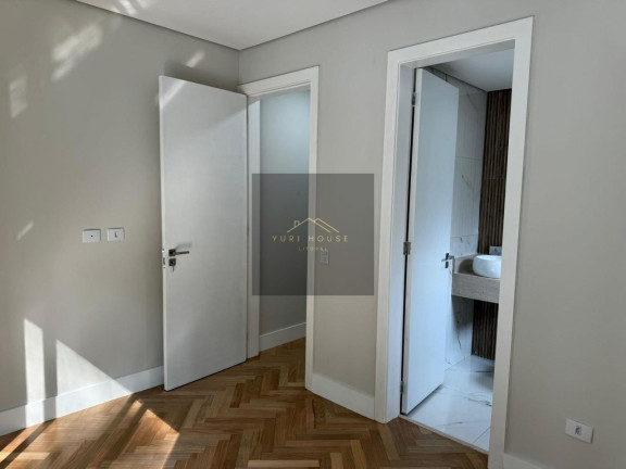 Imagem Casa com 3 Quartos à Venda, 348 m² em Aldeia Da Serra - Barueri Imagem Casa com 3 Quartos à Venda, 348 m² em Aldeia Da Serra - Barueri